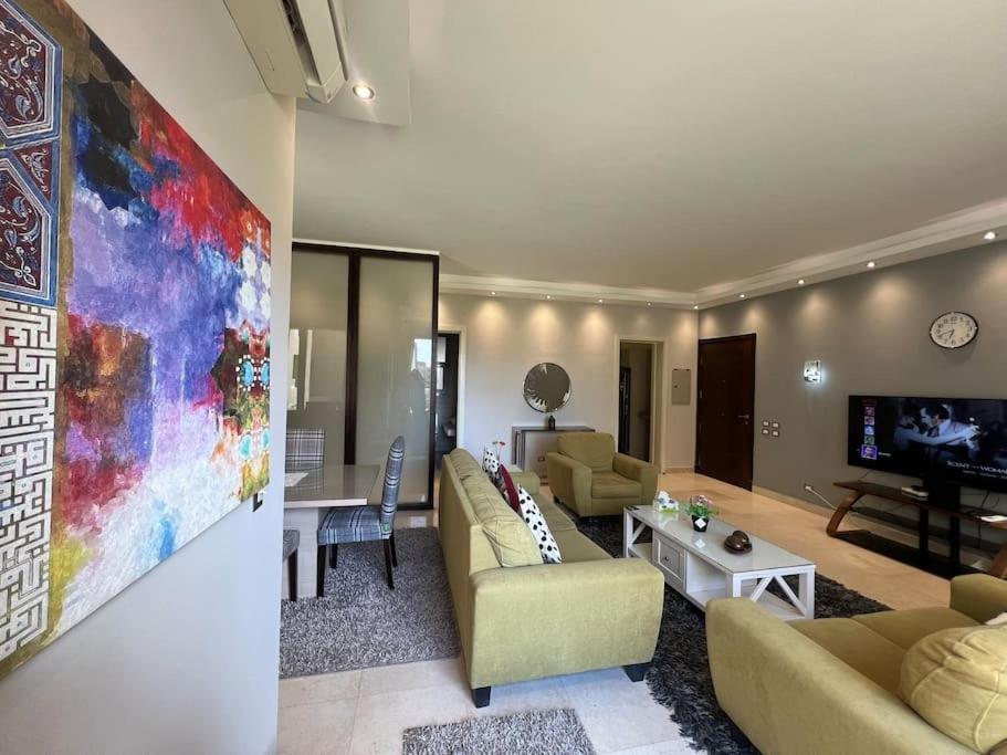 Cozy 2br In New Apartment Cairo